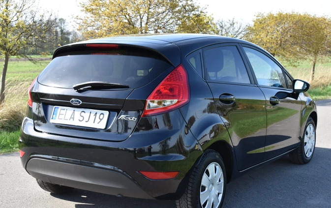 Ford Fiesta cena 21700 przebieg: 159160, rok produkcji 2009 z Łask małe 562